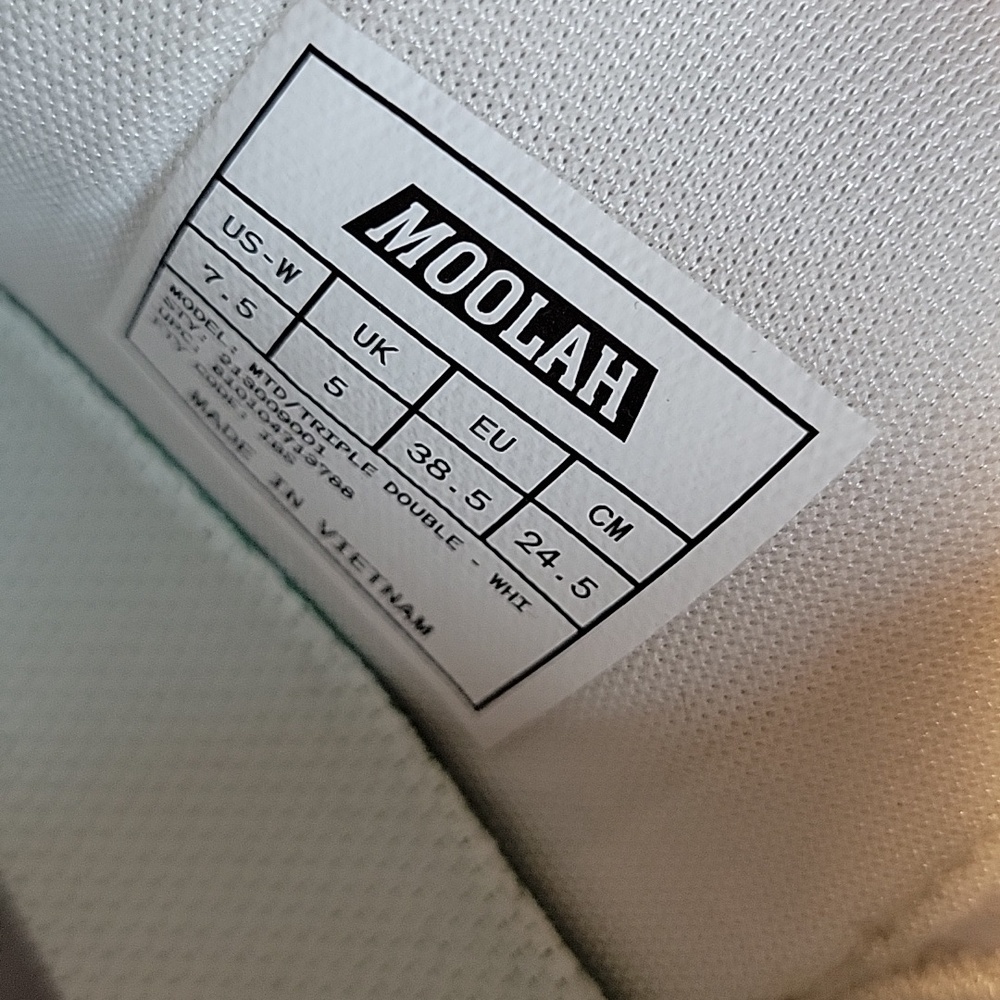 Moolah Triple Double White Hot Basketball Sneakers - Picture 8 of 8
